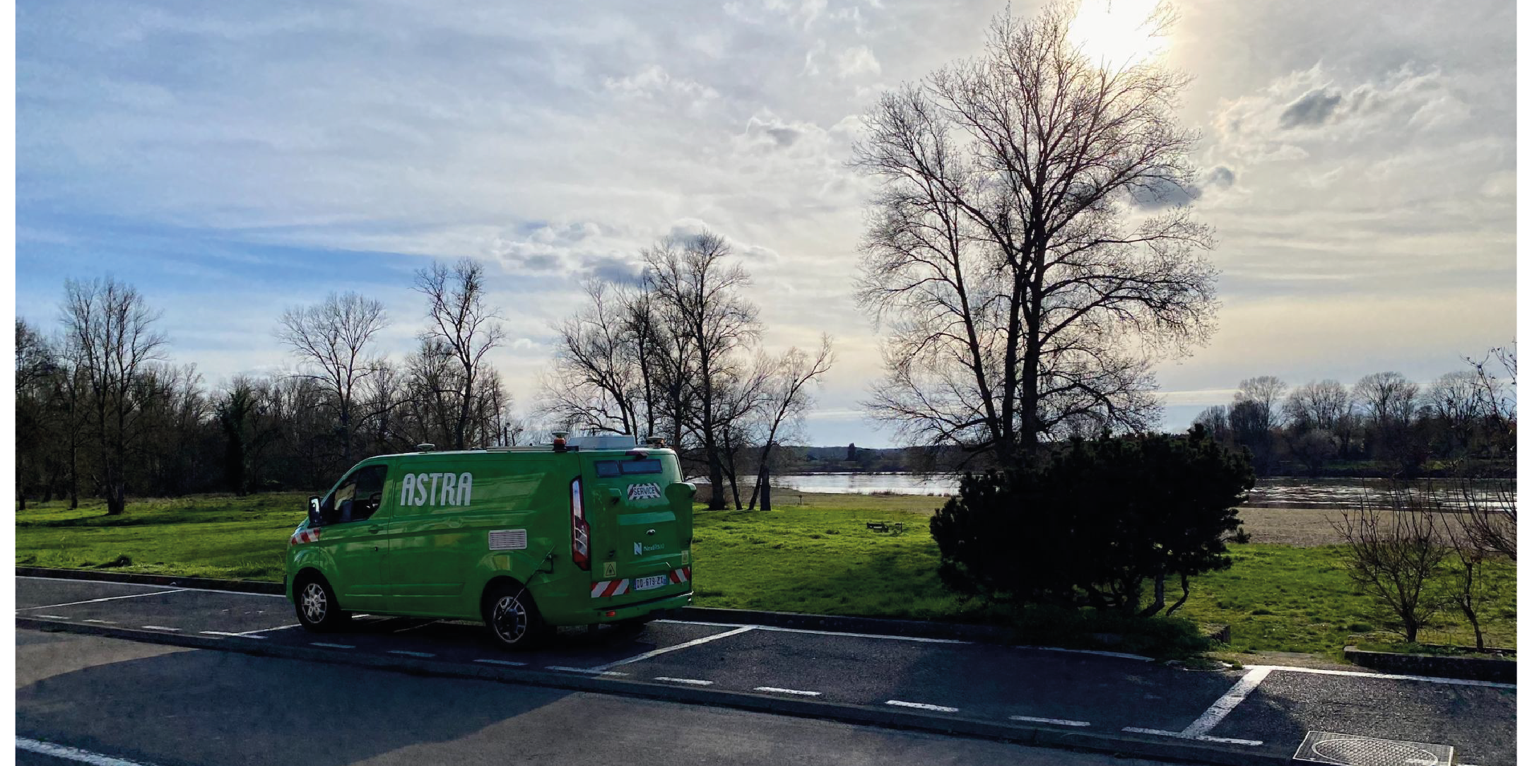 Vehicule multifonction ASTRA en mesures sur route du Nievre